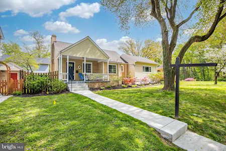 9501 Dallas Ave Silver Spring, MD 20901