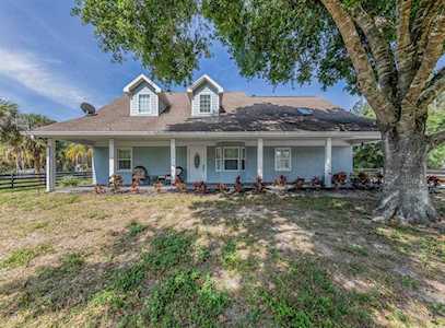 655 Pinto Trl Englewood, FL 34223