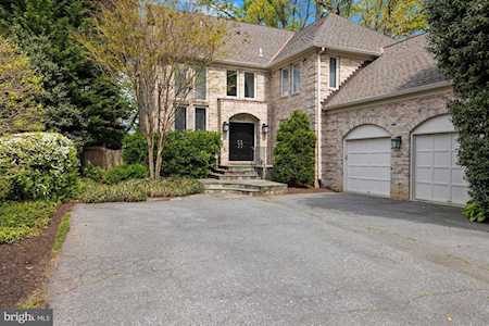 7632 Wheatcroft Ct Bethesda, MD 20817