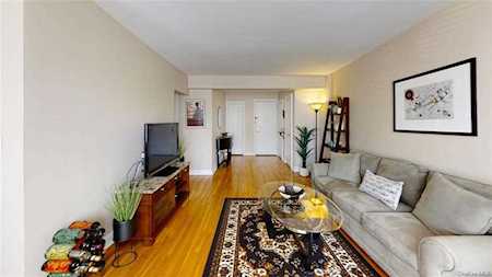 5715 Mosholu Avenue #3F Bronx, NY 10471