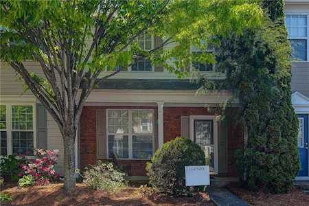 2667 Ashleigh Ln Alpharetta, GA 30004