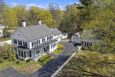 50 Hollis St Groton, MA 01450