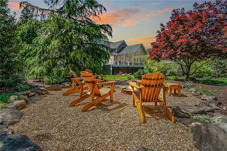 102 Greystone Way Canton, GA 30115