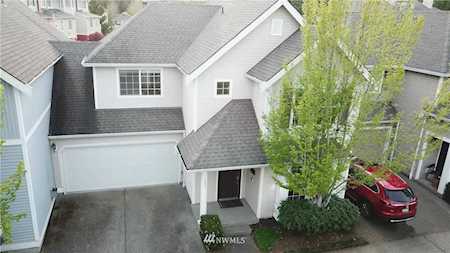457 226th Ln NE #29 Sammamish, WA 98074