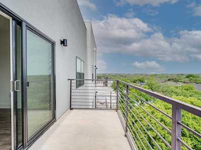 6444 Burnet RD #503 Austin, TX 78757