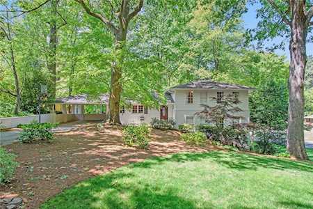 5940 Garber Dr NE Sandy Springs, GA 30328
