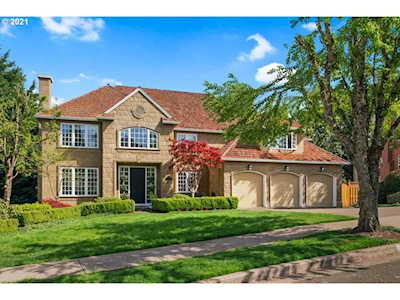 3485 Belknap Dr West Linn, OR 97068