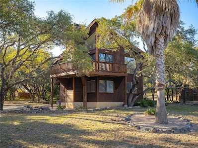 334 Coventry RD Spicewood, TX 78669