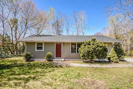 22 Jocelyn Ave Plymouth, MA 02360