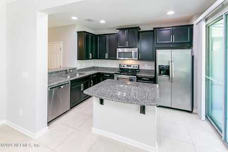 147 Richmond Dr St Johns, FL 32259