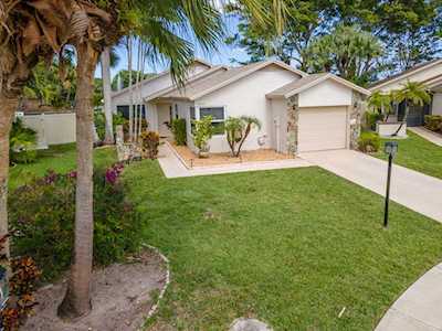 9043 Chatsworth Cascades Boca Raton, FL 33434