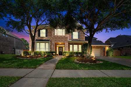 9822 Prairie Clover Ln Spring, TX 77379