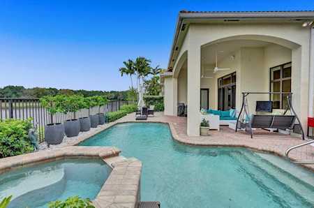17811 Lake Azure Way Boca Raton, FL 33496
