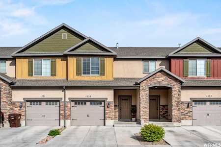 1233 N Baycrest Dr Saratoga Springs, UT 84045