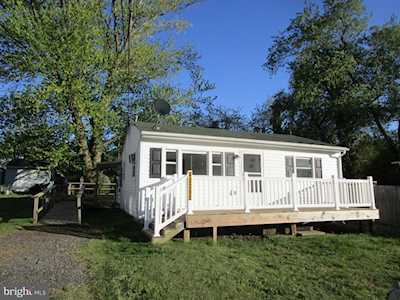 42285 Allison Dr Mechanicsville, MD 20659
