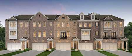 2571 Clairebrooke Pointe #44 Chamblee, GA 30341