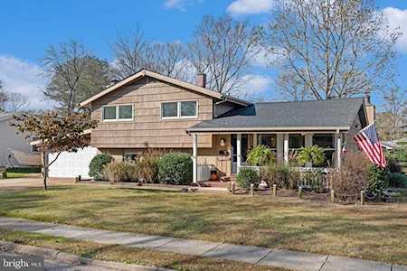 302 Holland Rd Severna Park, MD 21146