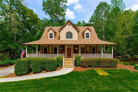 290 Falcon Pointe Ct Canton, GA 30114