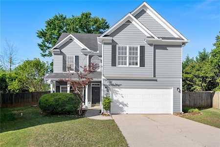 3711 Summer Rose Ct Chamblee, GA 30341