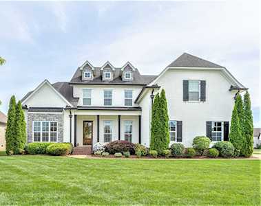 1797 Witt Way Dr Spring Hill, TN 37174