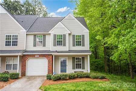 2032 University Heights Ln Charlotte, NC 28213