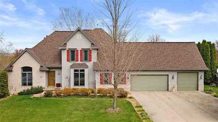 8607 Stonebrook Cir Middleton, WI 53562
