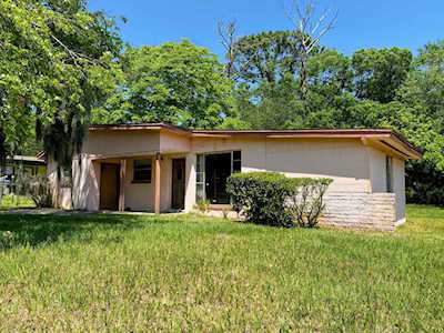 8737 Darlington Dr Jacksonville, FL 32208