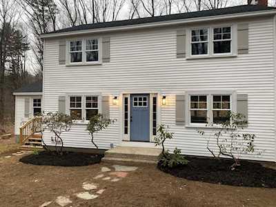 36 Wells Park Rd Sturbridge, MA 01566