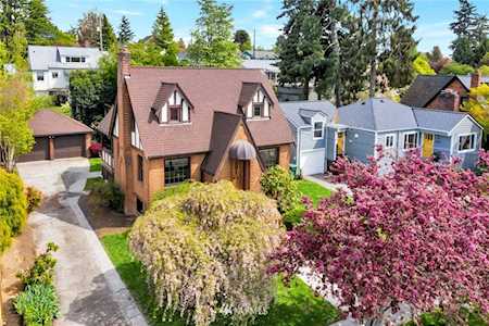 12038 1st Ave NW Seattle, WA 98177