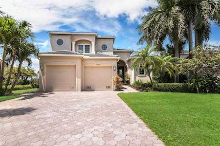 2063 Harbour Links Dr #6 Longboat Key, FL 34228