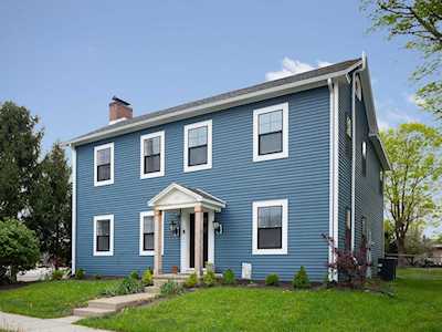 243 E Columbus Street Lithopolis, OH 43136