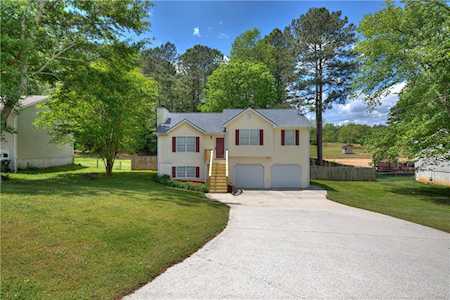 71 Burton Dr Douglasville, GA 30134