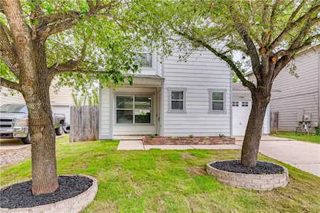 13404 Coomes DR Del Valle, TX 78617