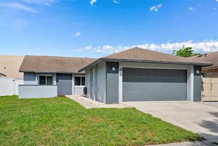 297 Drosdick Dr Casselberry, FL 32707