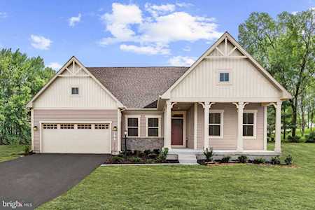 9814 Passage Dr Upper Marlboro, MD 20772
