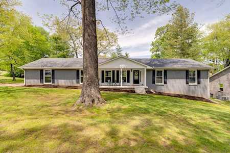 206 Willow Lake Dr Portland, TN 37148
