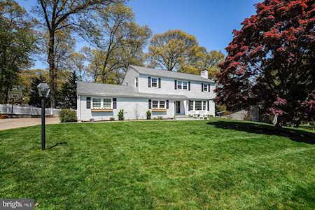 18 Saint Ives Dr Severna Park, MD 21146