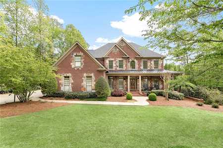 1425 Rolling Links Dr Milton, GA 30004