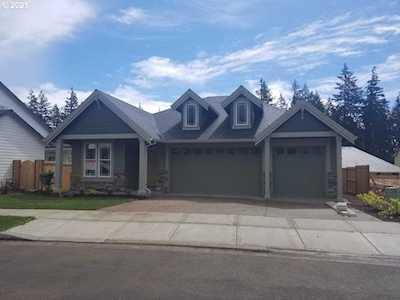 19724 Orchard Grove Dr Oregon City, OR 97045