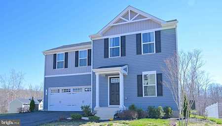 4 Golden Willow Way La Plata, MD 20646