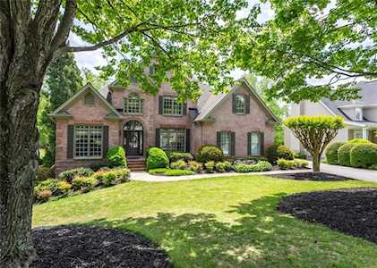 6185 Deerwoods Trl Alpharetta, GA 30005