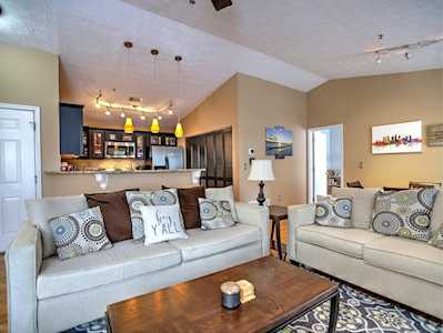 1393 Keys Crossing Dr NE Brookhaven, GA 30319