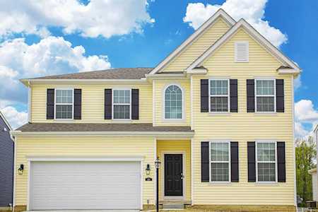 321 Shelter Cove Drive Pataskala, OH 43062