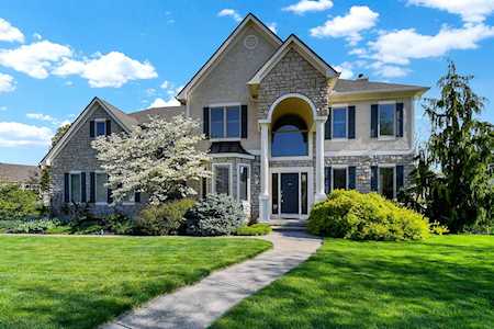 2483 Tucker Trail Lewis Center, OH 43035