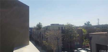 563 W Maple Ave Orange, CA 92868