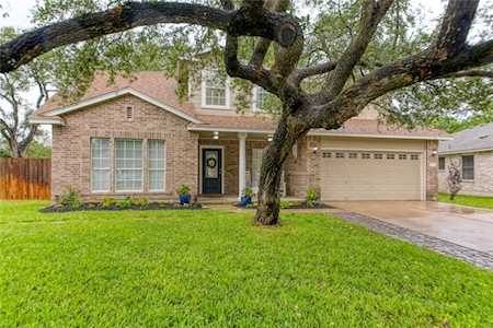 3306 Champagne CT Leander, TX 78641