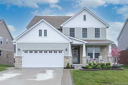 36970 Everett Dr Westland, MI 48185