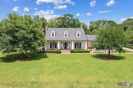 5818 Plantation Dr St Francisville, LA 70775