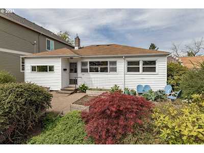 1033 NE Dean St Portland, OR 97211