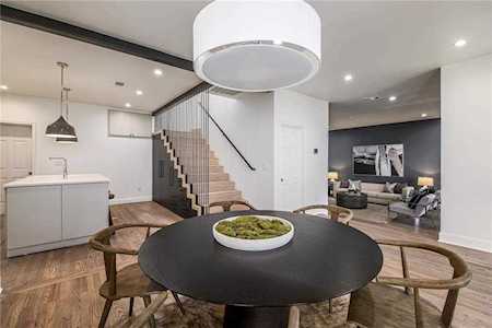 1615 Spyglass DR #6 Austin, TX 78746
